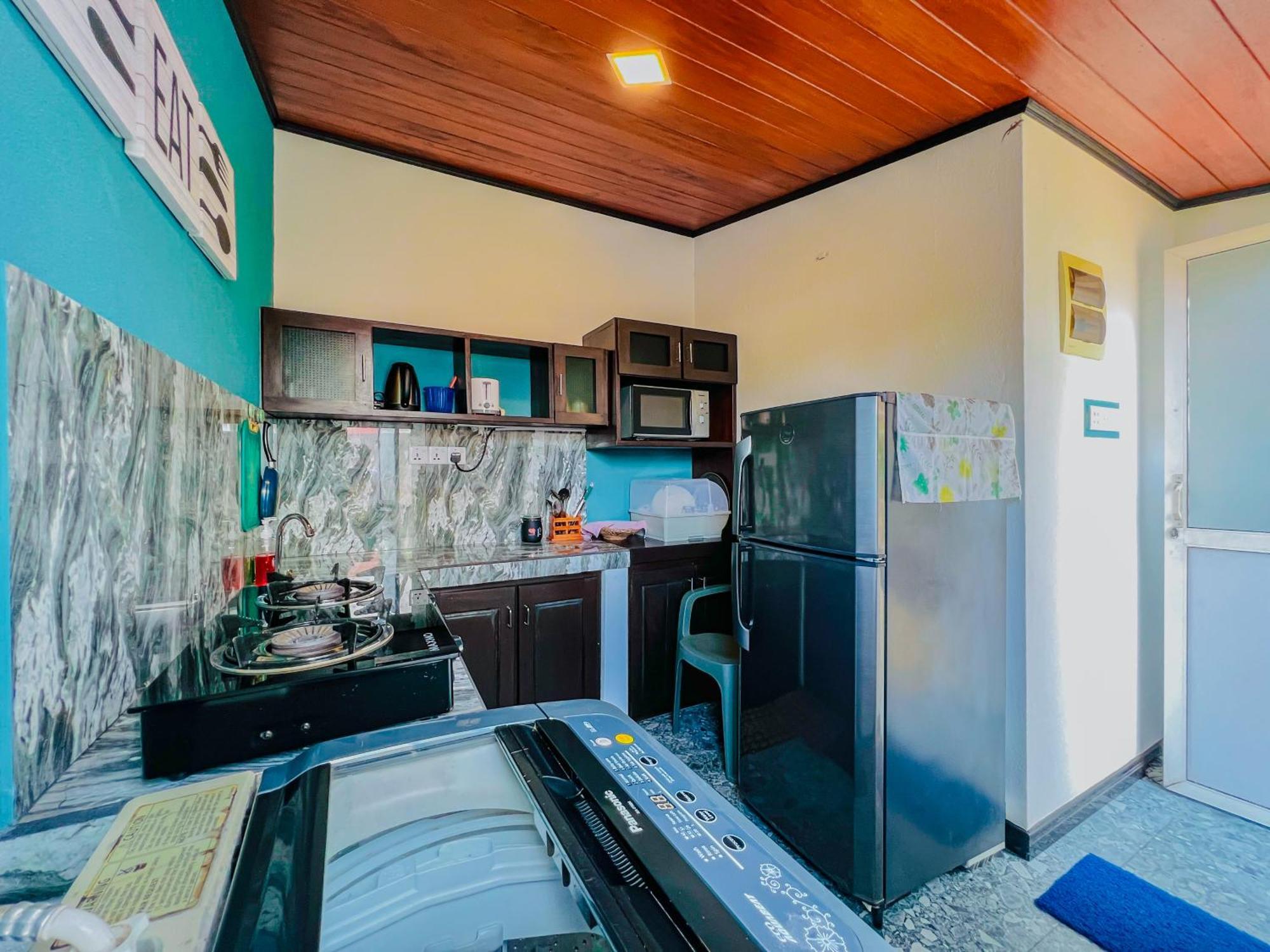 Sea Shell Villa Hikkaduwa 2 Separate Cabanas Ocean Front Villa Екстериор снимка